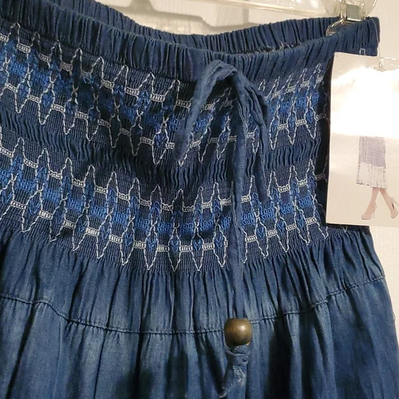 Lapis jean skirt /dress - Picture 2 of 11
